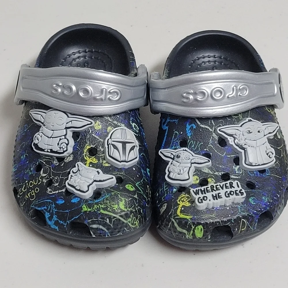 CROCS The Mandalorian The Child Toddler Size C4.